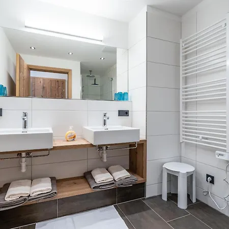 Salitererhof Apartment *