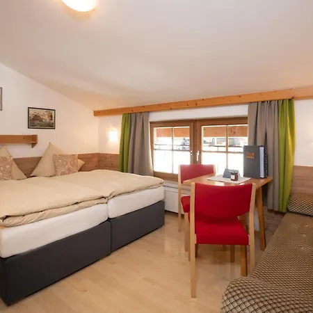 Salitererhof Apartment